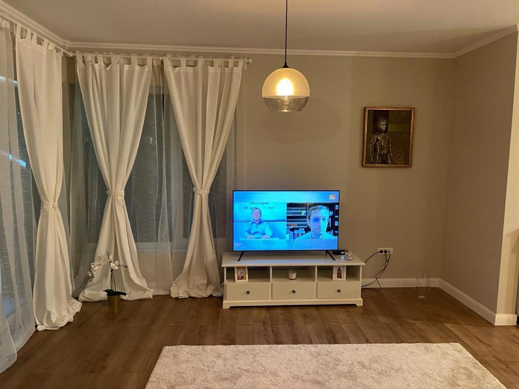 Beautiful Colors Residence Villa Otopeni Ngoại thất bức ảnh